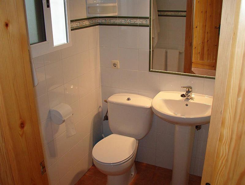 Hostal Las Acacias Los Canos De Meca Bilik gambar