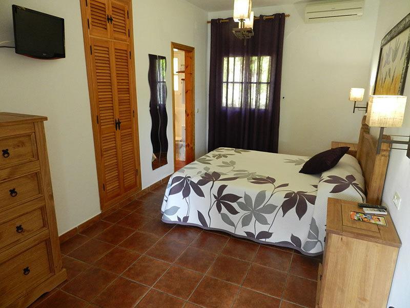 Hostal Las Acacias Los Canos De Meca Luaran gambar